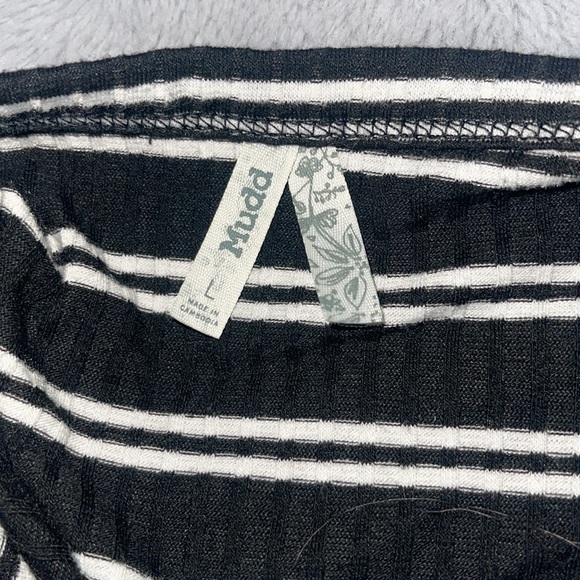 Striped Mudd Crop Tank, Neck Tie - Picture 4 of 5